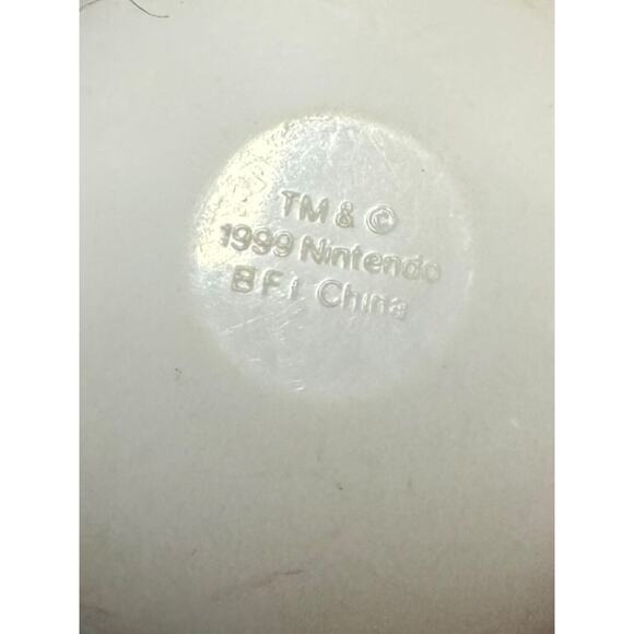 Pokemon Blissey Pokeball Keychain by Basic Fun 1999/2000 Missing Chain - Picture 3 of 3